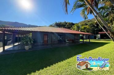 Rancho Só Encanto para Alugar em Ibiraci - A Casa